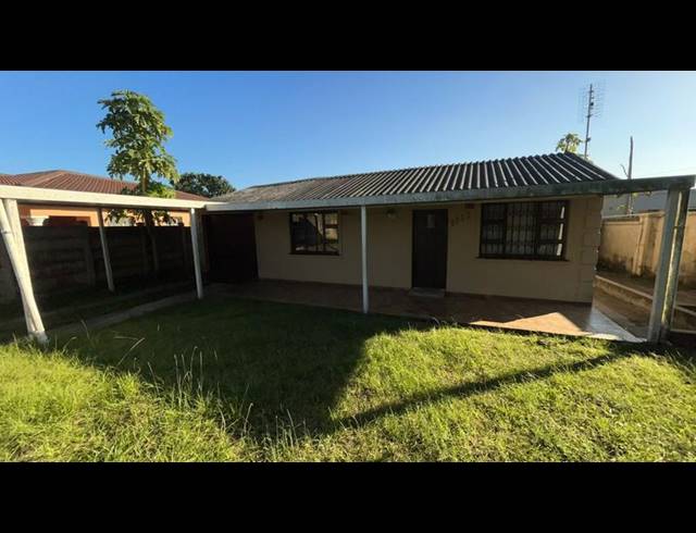 5 BEDROOM HOUSE FOR SALE IN ESIKHAWINI J